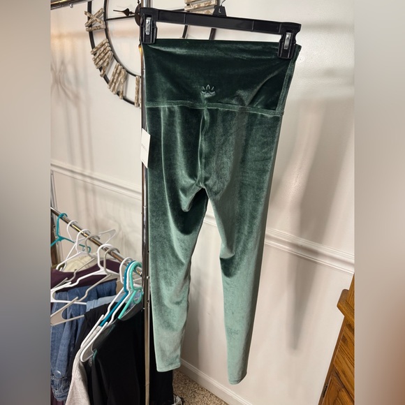 Beyond Yoga Pants - Beyond yoga velvet/velour leggings